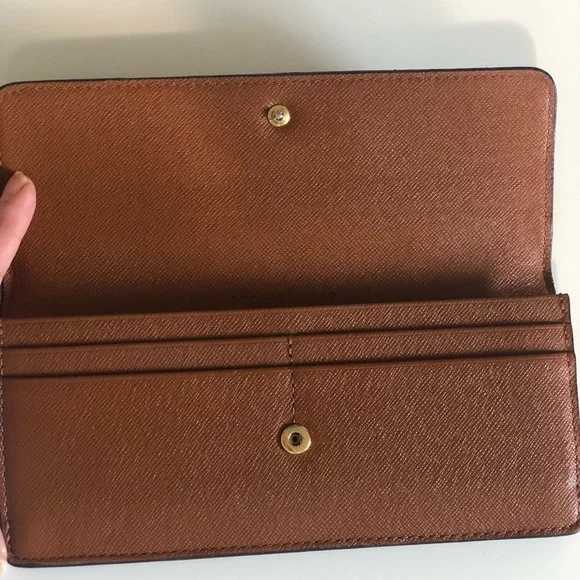 Michael Kors wallet - Picture 4 of 11